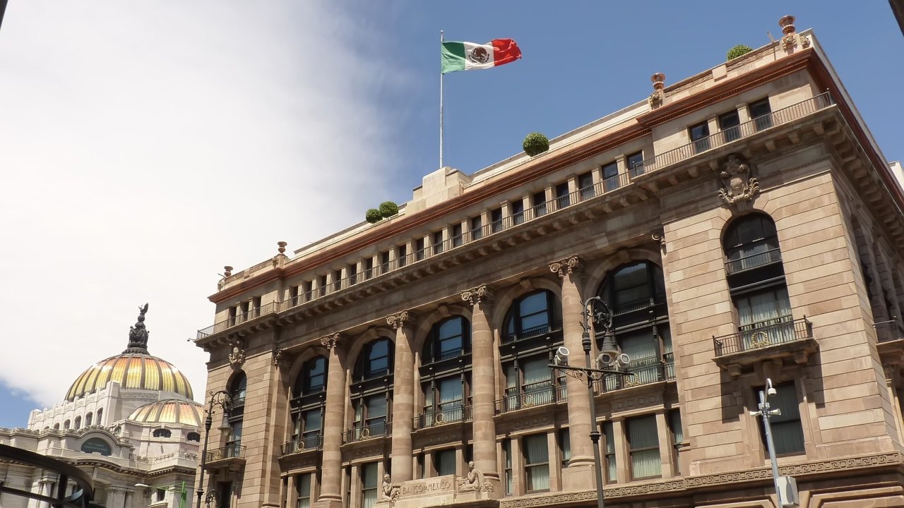 Banxico descarta crisis: México mantiene su grado de inversión