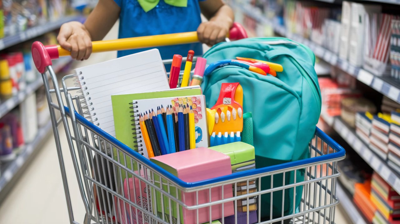 Inflación escolar, útiles y uniformes suben un 7% este año