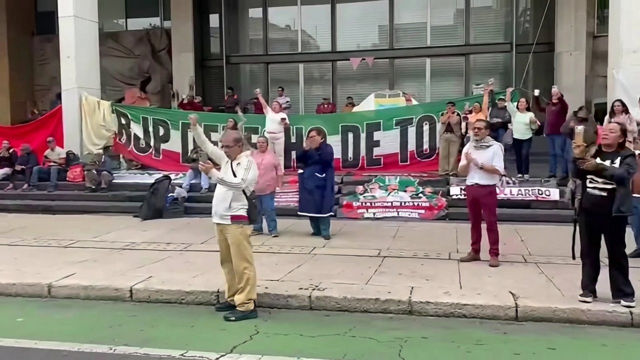 Personal del IMSS convoca a marcha nacional el 14 de octubre con apoyo de Metro, Pemex y CNTE